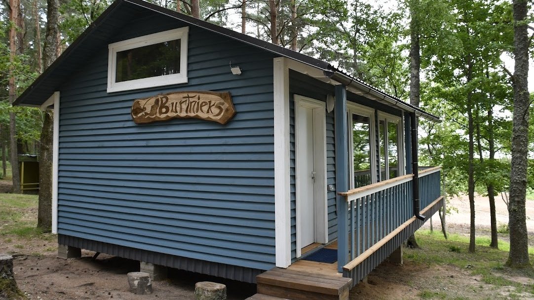 Ezerpriedes kempings